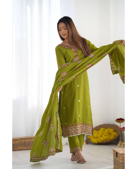 Set of Green Kurta Dupatta Pants Made of Heavy Pure Chinnon Silk