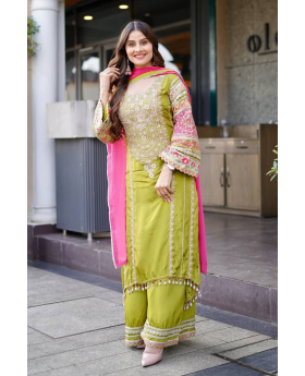 Vichitra Silk Kurta Dupatta Pant Set in Green Heavy