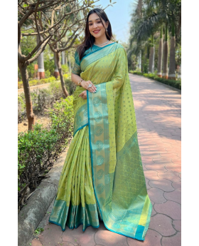 Green Traditional Zari Woven Saree from Pattu, Kanchipuram