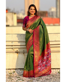 Floral-patterned green Katki Silk Sarees
