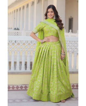 Green Embroidered Lehanga Choli Dupatta Set Made of Pure Viscose