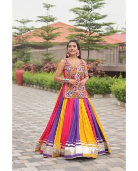 Multicolor Navratri Choli & Lehenga Set in Pure Cotton Kutchi Gamthi Work