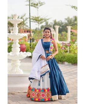 Navratri Cotton Lehenga Choli Set Gamthi & Kodi Lace Work