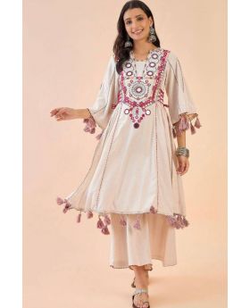 Off-White Pure Khadi Cotton Co-Ord Set with Embroidery Mirror Work