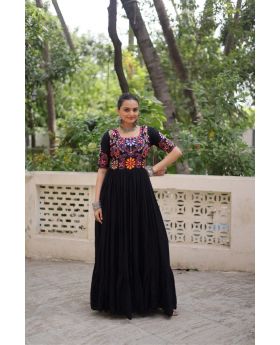 Traditional Kutchi Gamthi Embroidered Navratri Gown