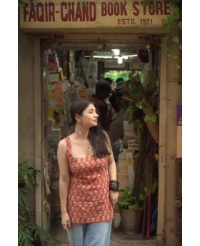Red Sleeveless Cotton Short Kurti Printed Everyday Wear